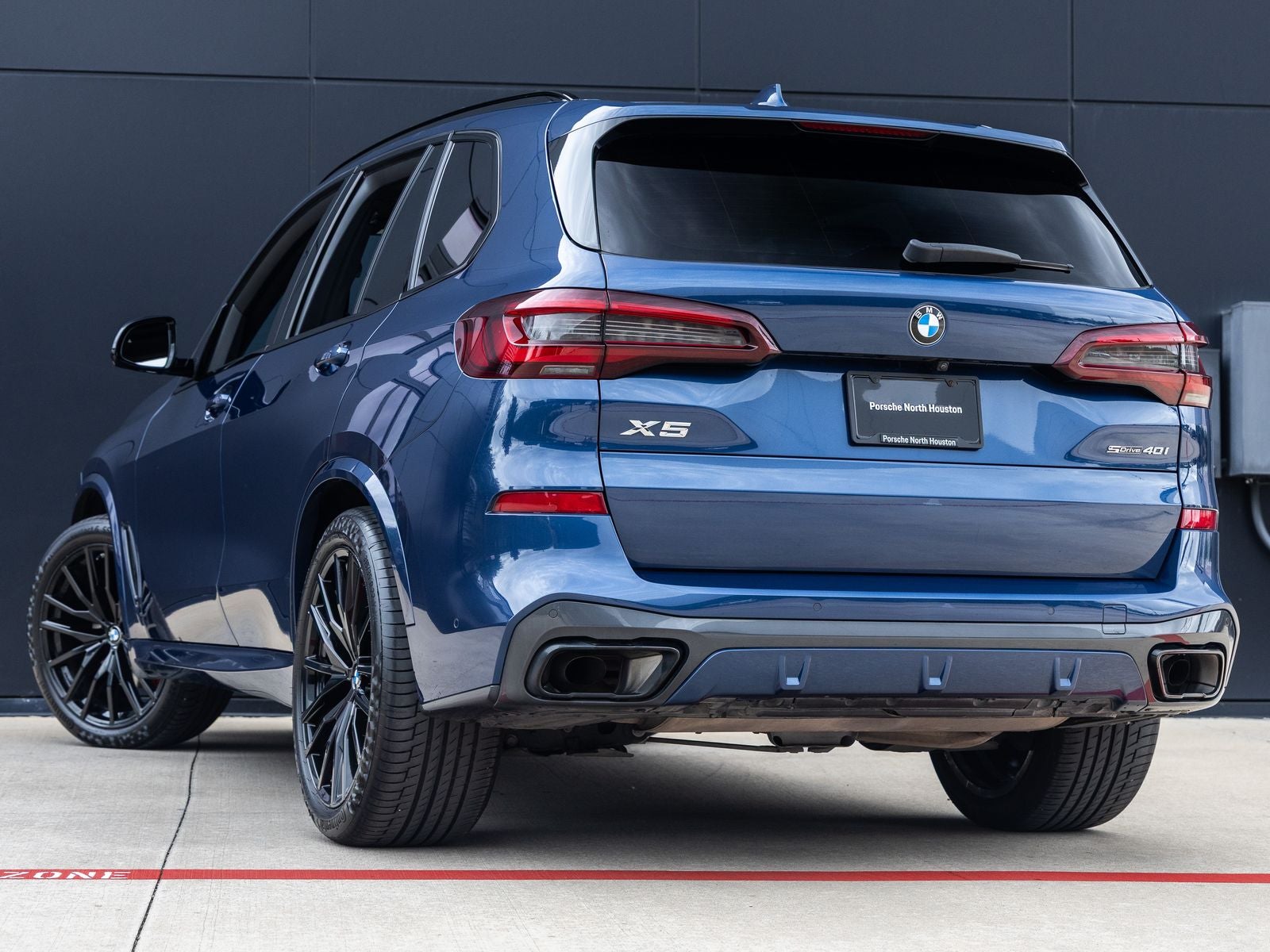 2023 BMW X5 sDrive40i