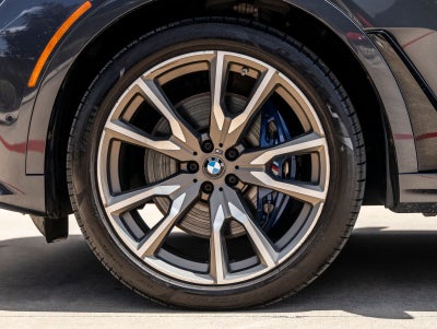2020 BMW X7 M50i