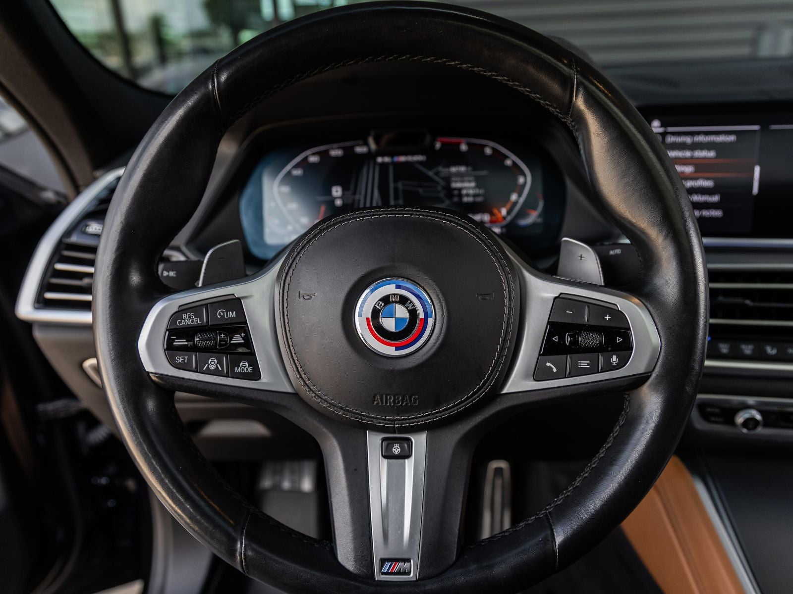 2021 BMW X6 M50i