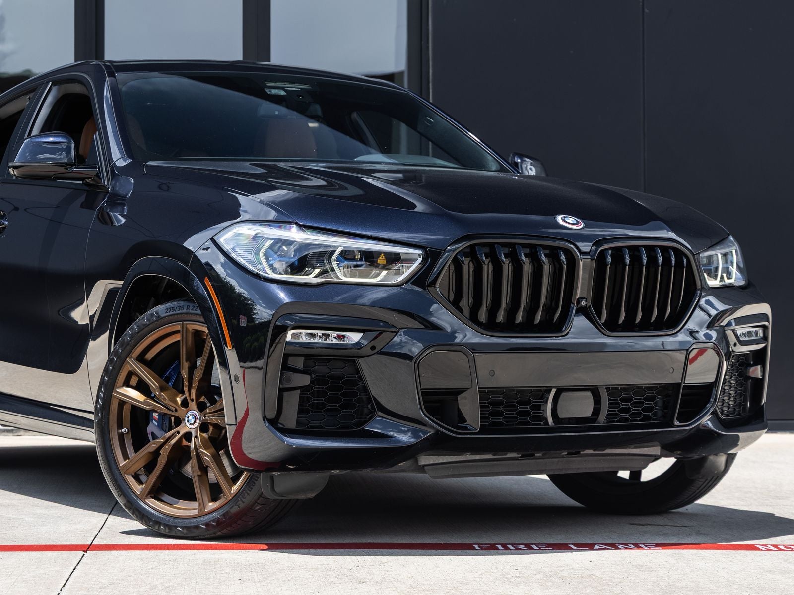 2021 BMW X6 M50i