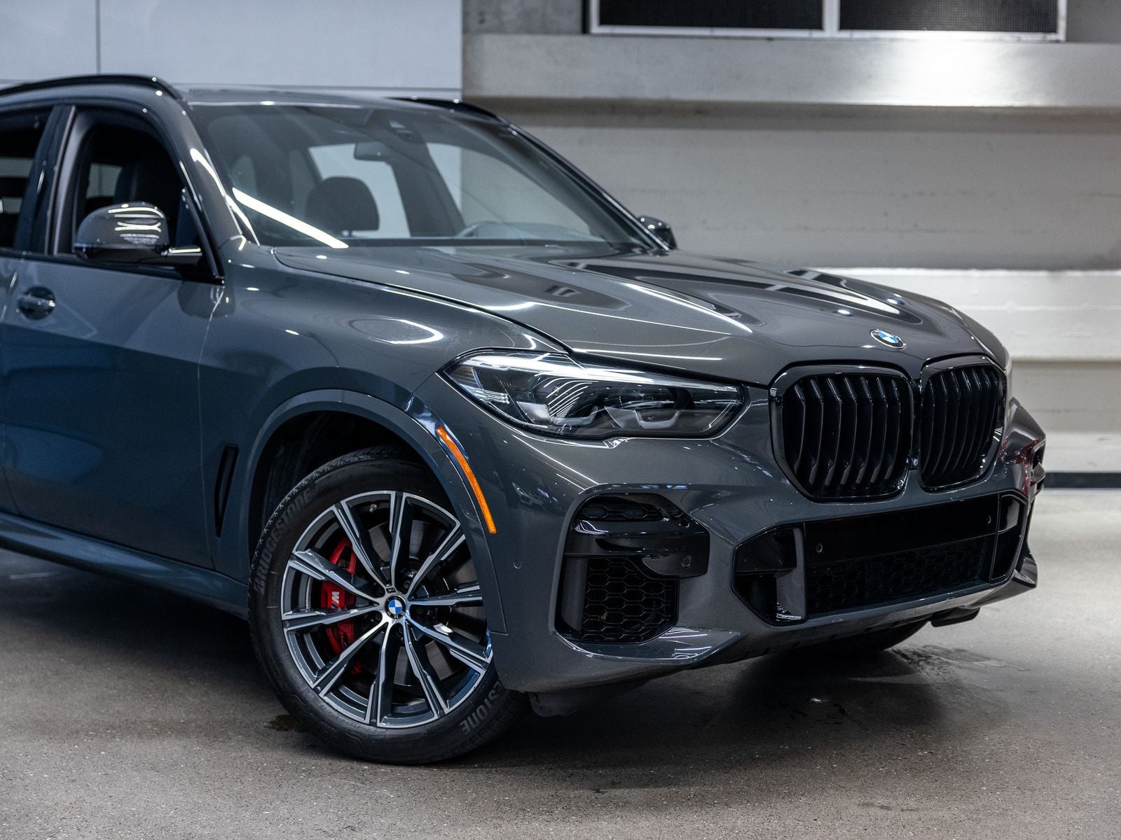 2023 BMW X5 M50i