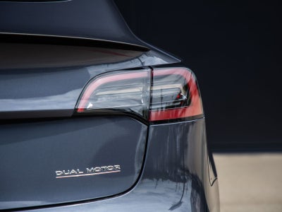 2023 Tesla Model 3 Performance
