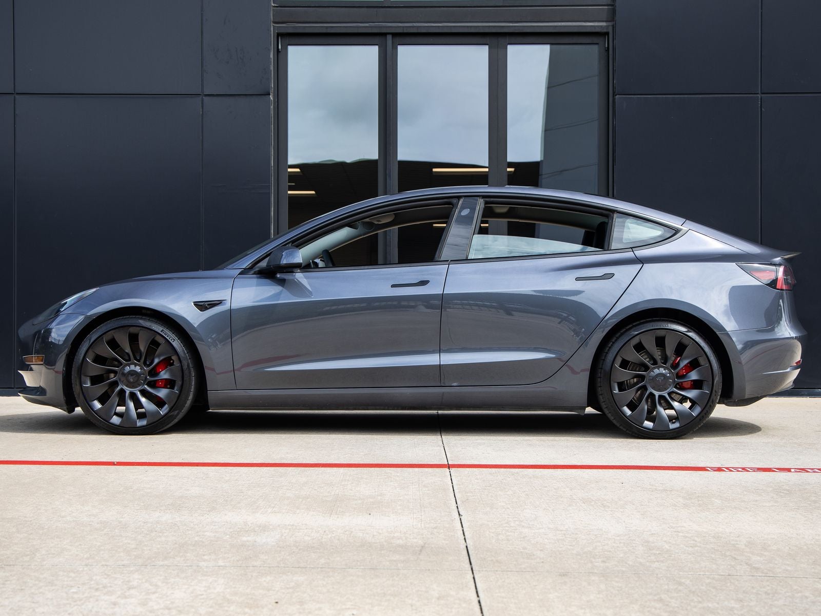 2023 Tesla Model 3 Performance
