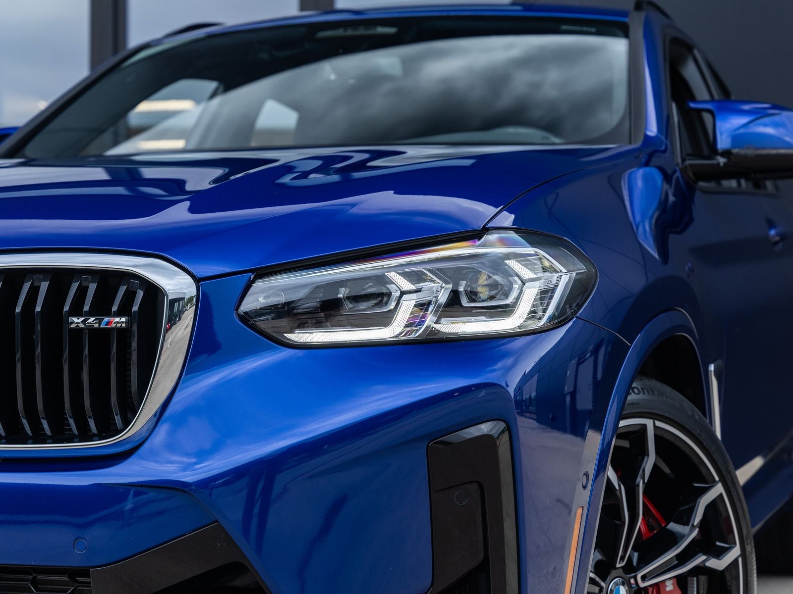 2025 BMW X4 M Base