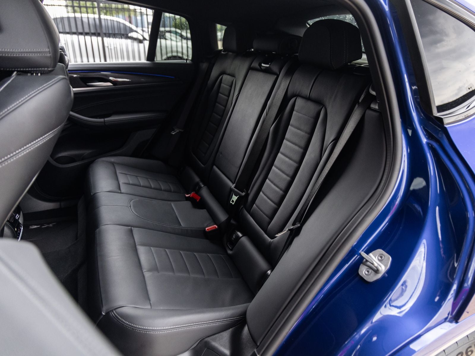 2025 BMW X4 M Base