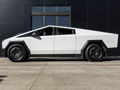 2024 Tesla Cybertruck AWD