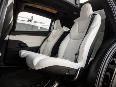 2024 Tesla Model X Plaid