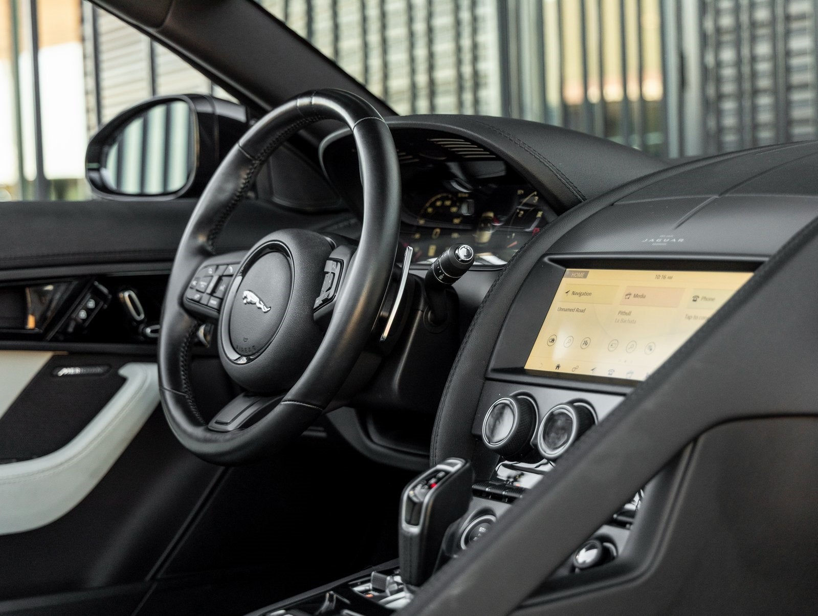 2022 Jaguar F-TYPE P450