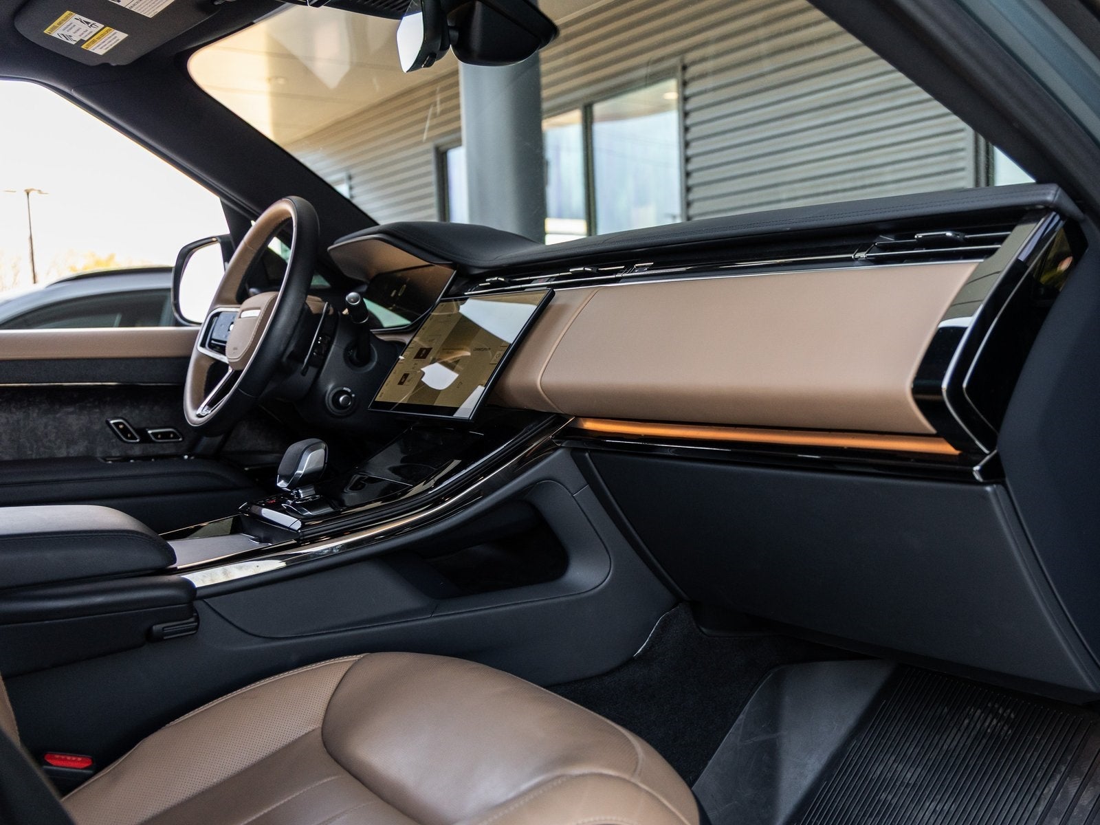 2025 Land Rover Range Rover Sport Dynamic SE