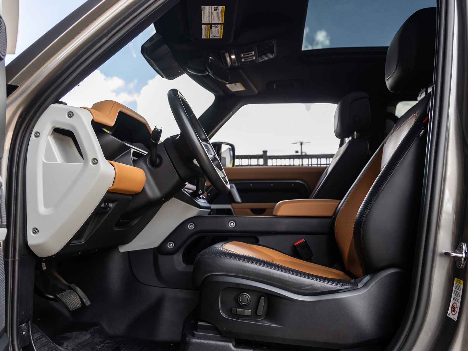 2023 Land Rover Defender 90 X-Dynamic SE