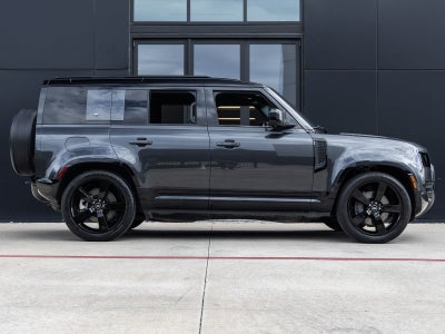 2023 Land Rover Defender 110 X-Dynamic SE