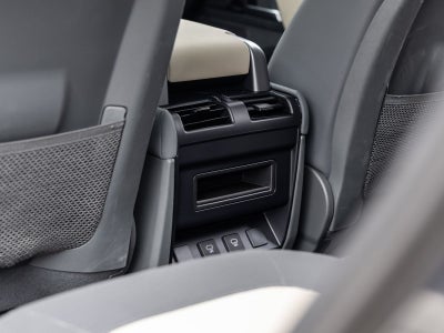 2023 Land Rover Defender 110 X-Dynamic SE