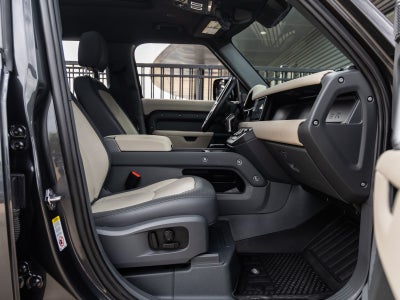 2023 Land Rover Defender 110 X-Dynamic SE