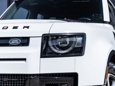 2023 Land Rover Defender 110 X-Dynamic SE