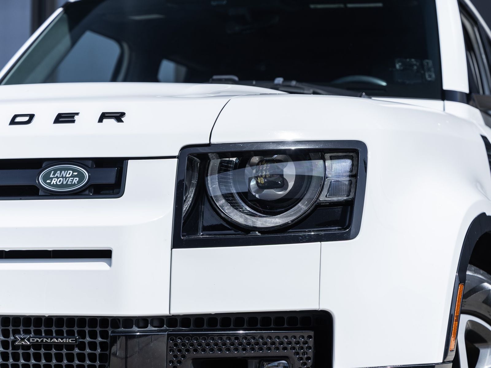 2023 Land Rover Defender 110 X-Dynamic SE