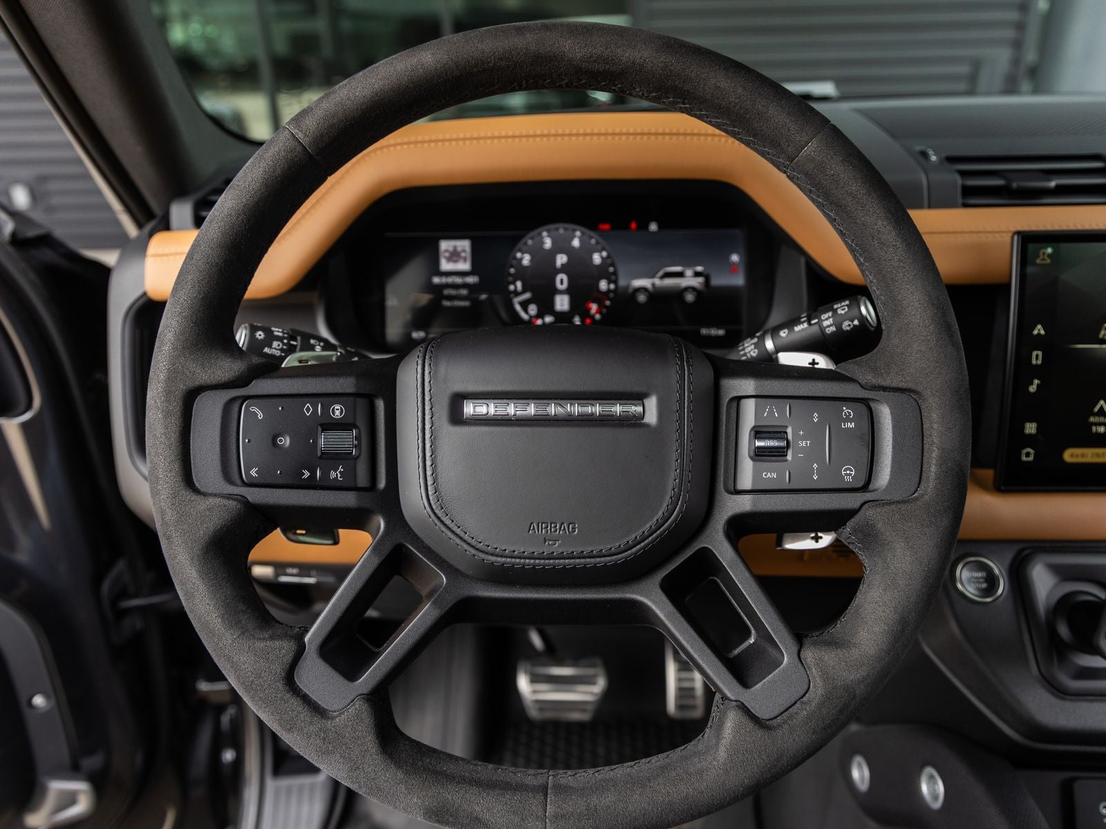 2024 Land Rover Defender 90 Carpathian Edition