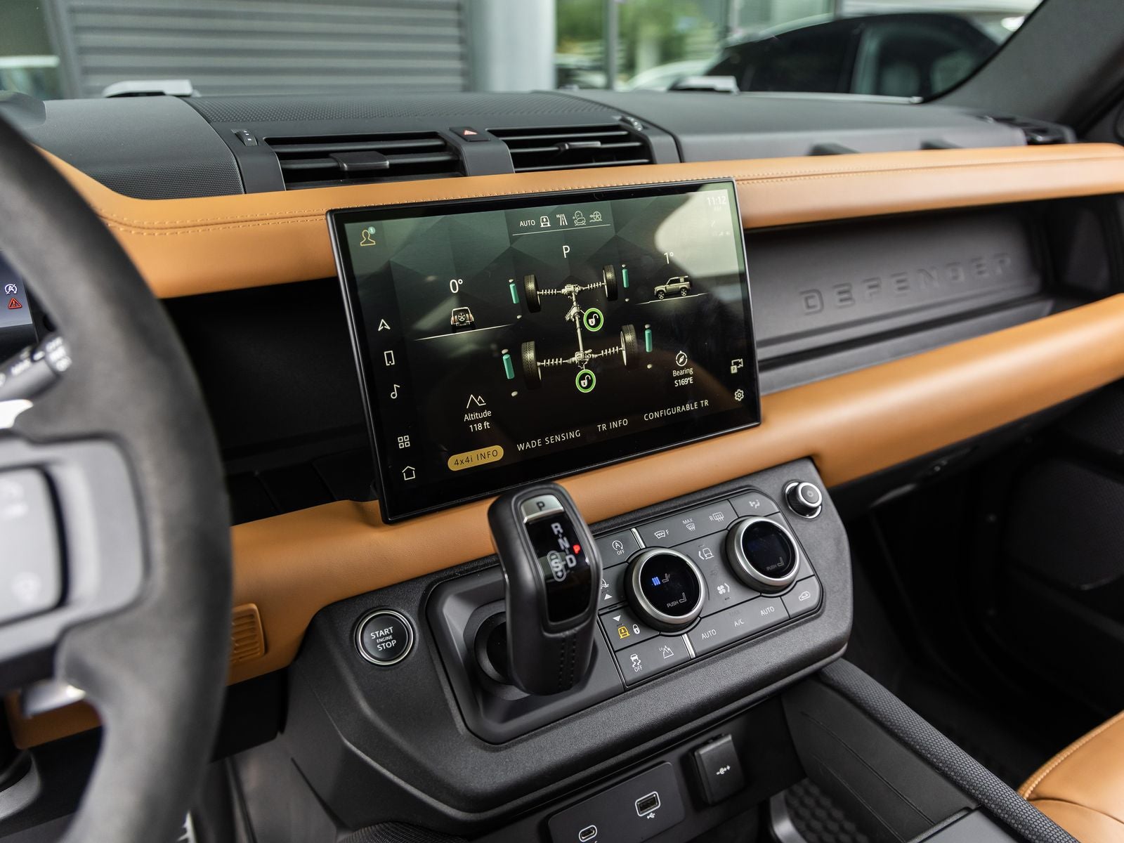 2024 Land Rover Defender 90 Carpathian Edition