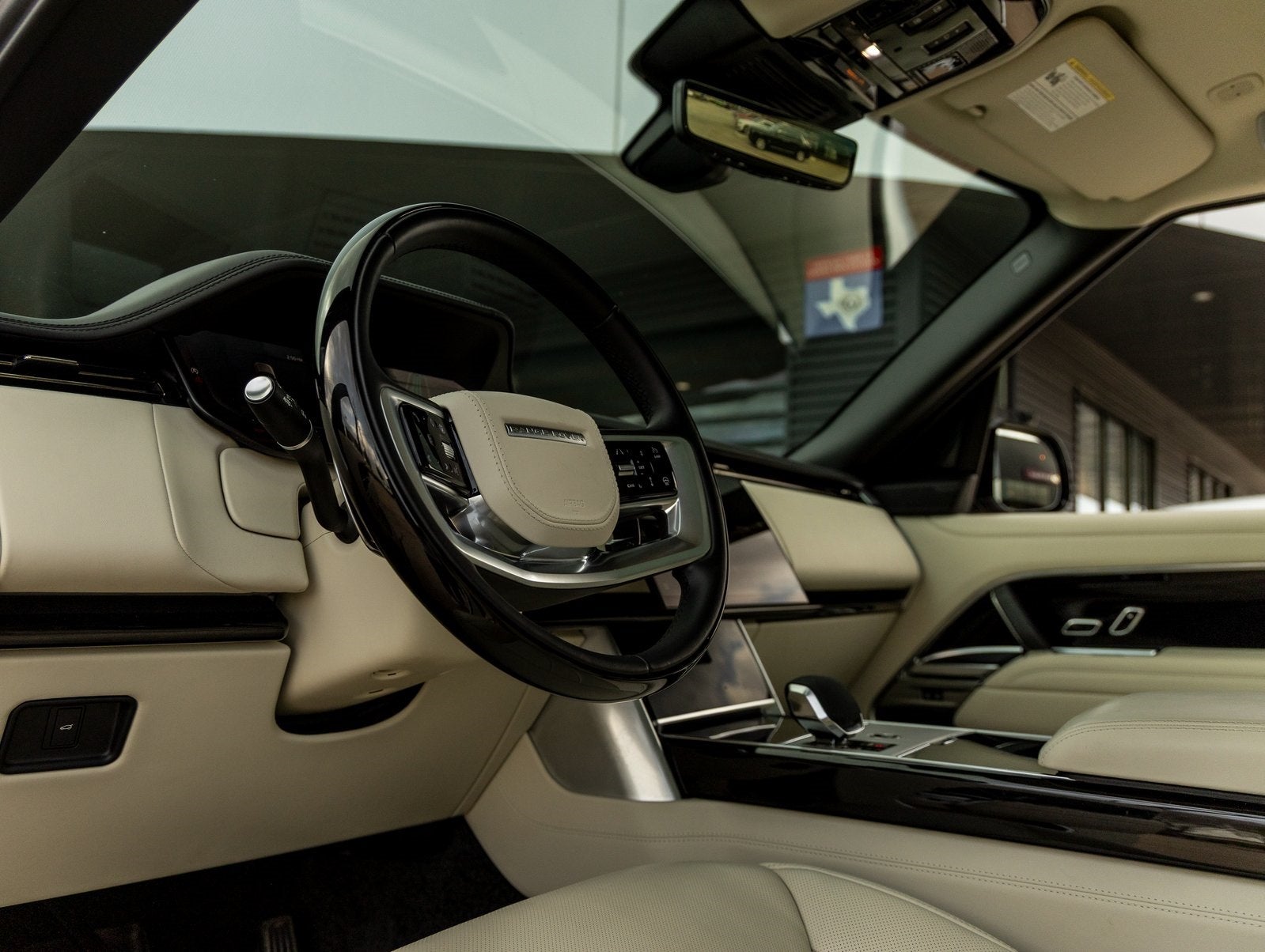 2025 Land Rover Range Rover Autobiography