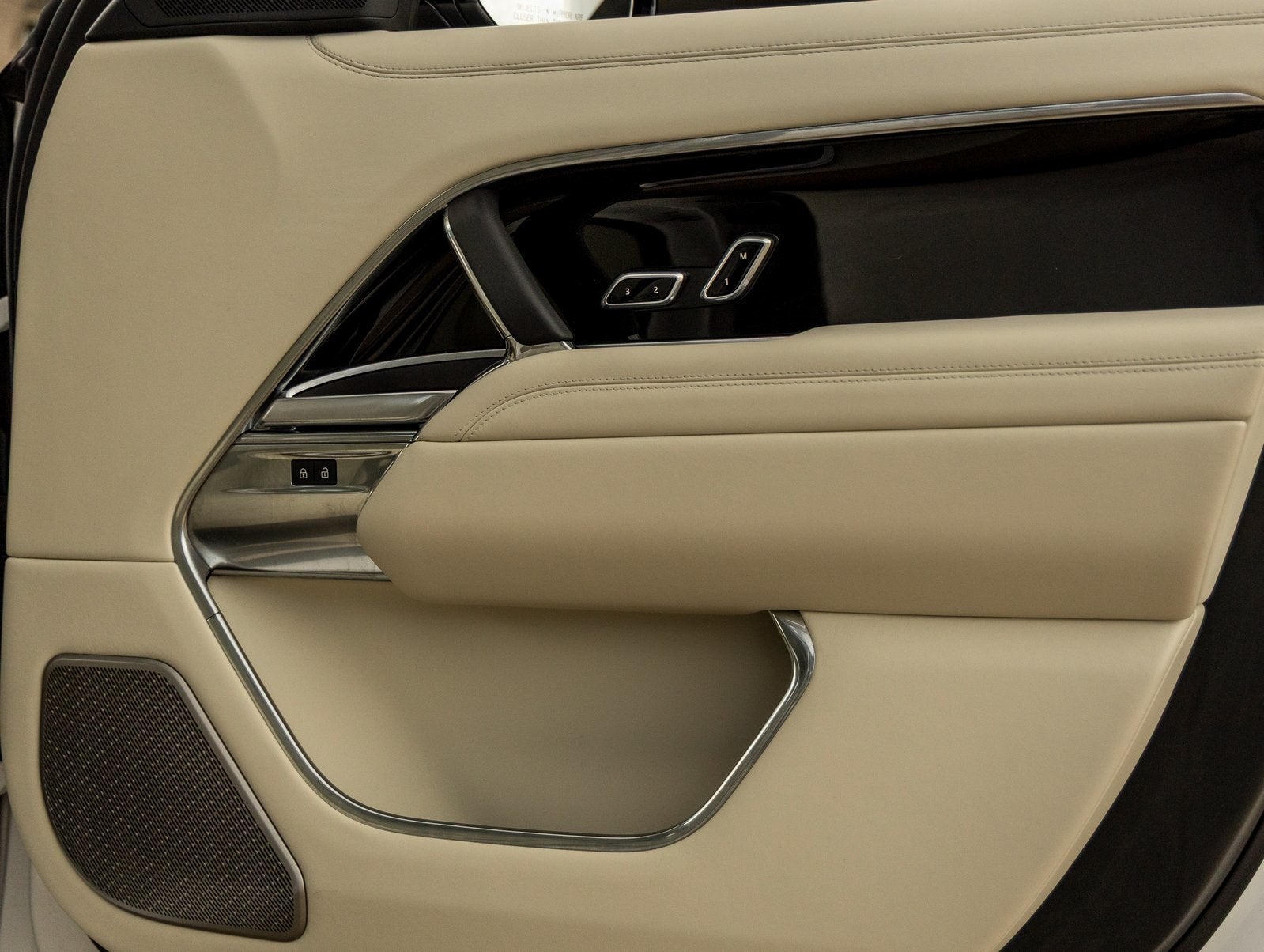 2025 Land Rover Range Rover Autobiography