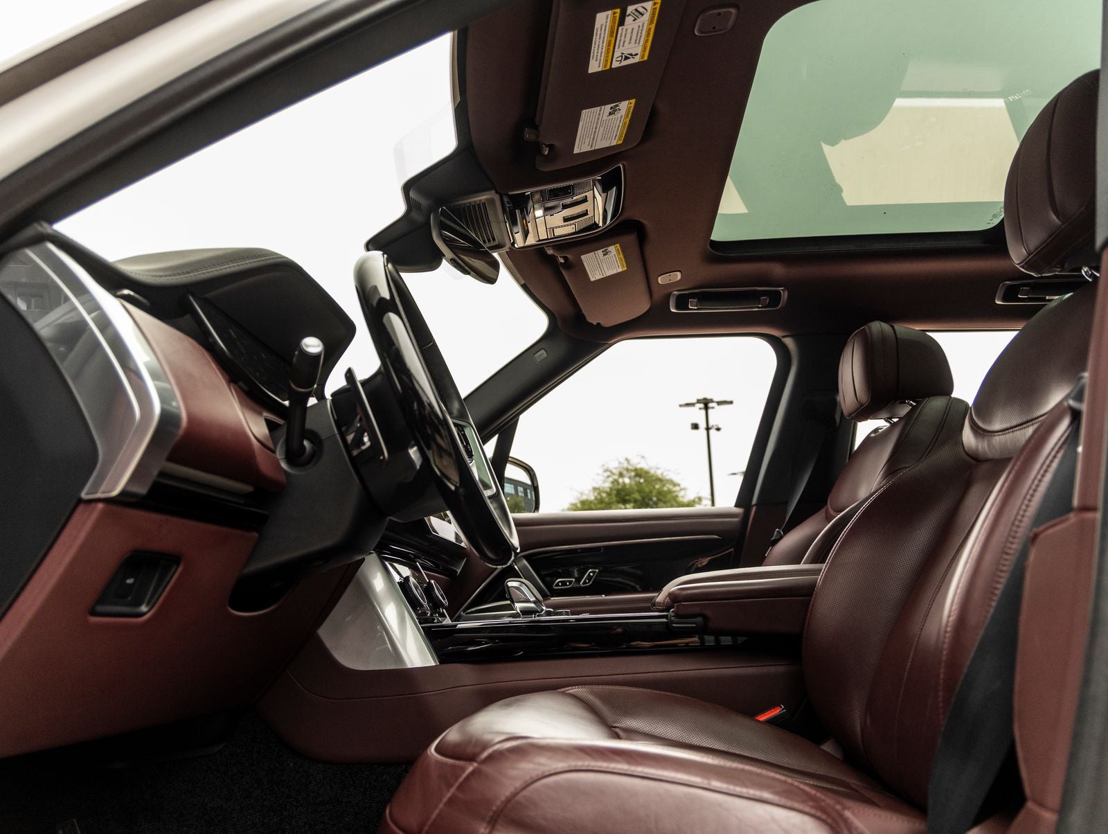 2023 Land Rover Range Rover SE