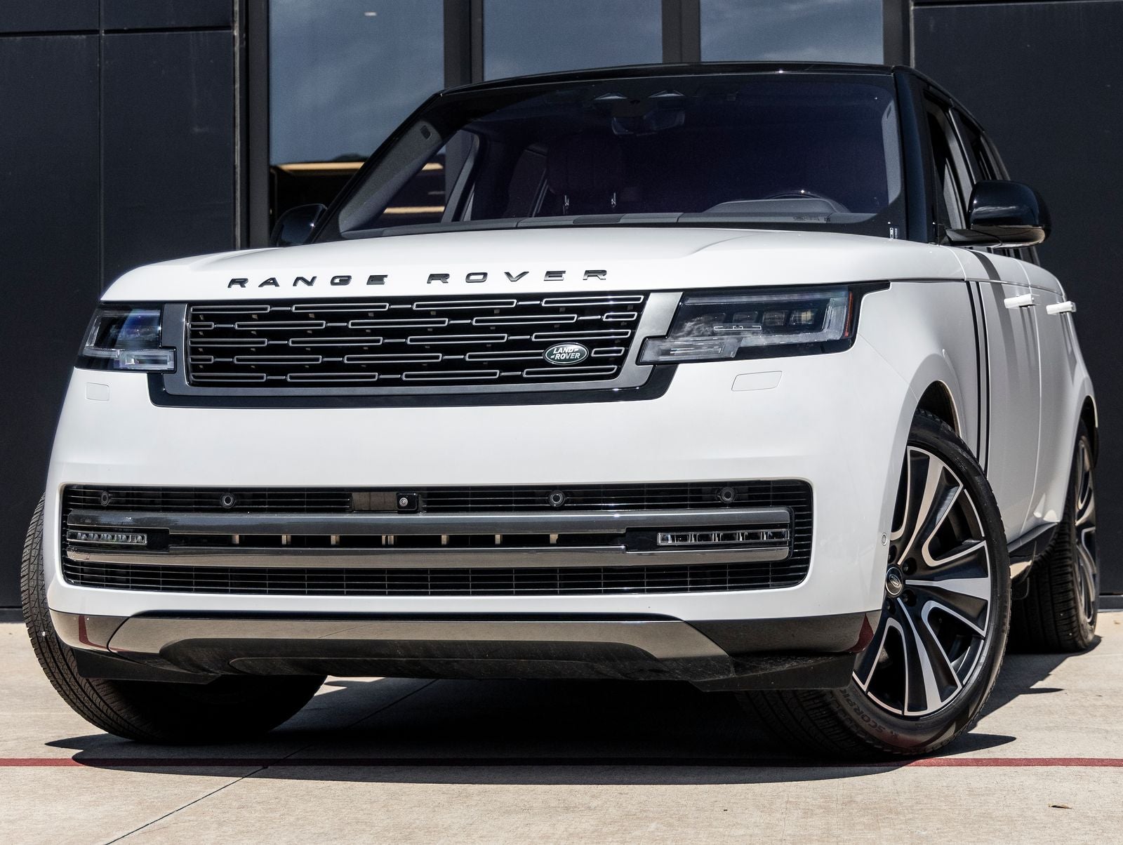 2023 Land Rover Range Rover SE
