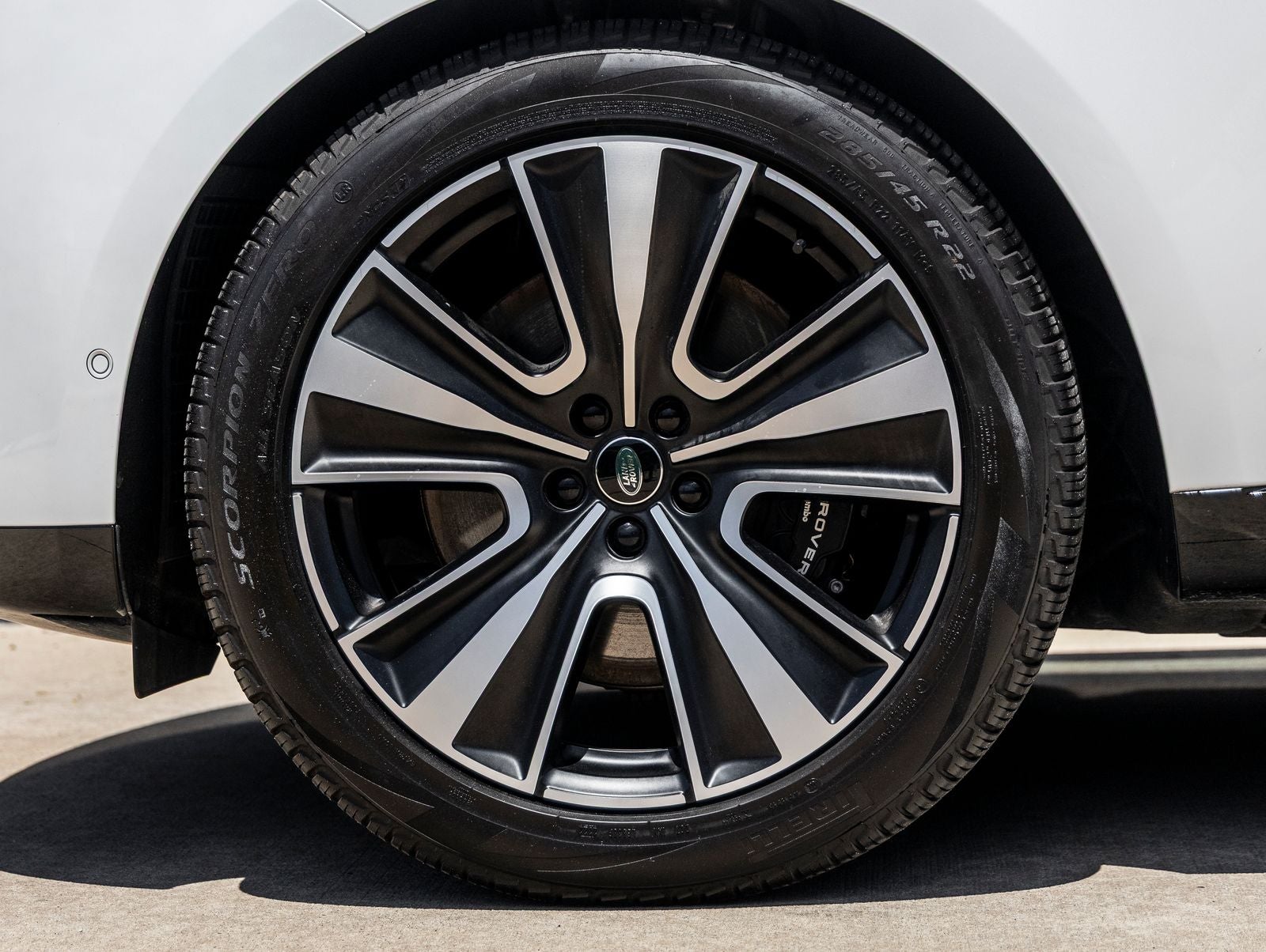 2023 Land Rover Range Rover SE