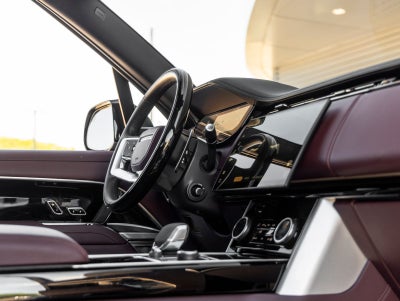 2023 Land Rover Range Rover SE