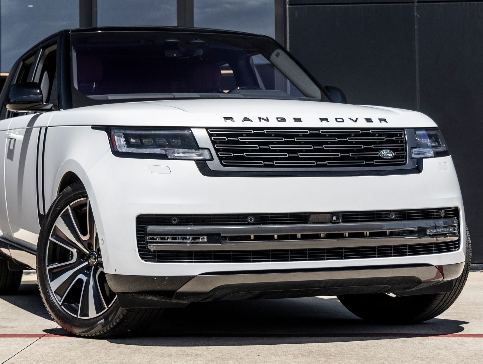 2023 Land Rover Range Rover SE