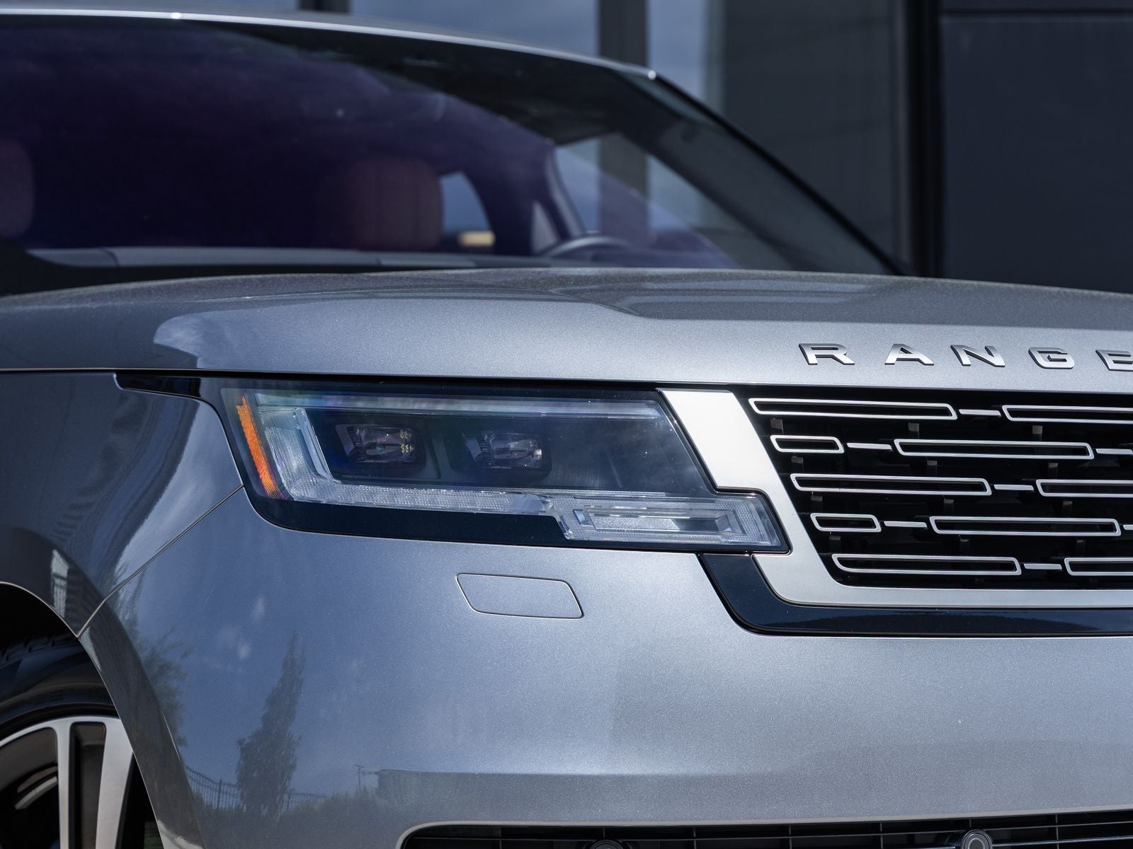 2023 Land Rover Range Rover SE LWB