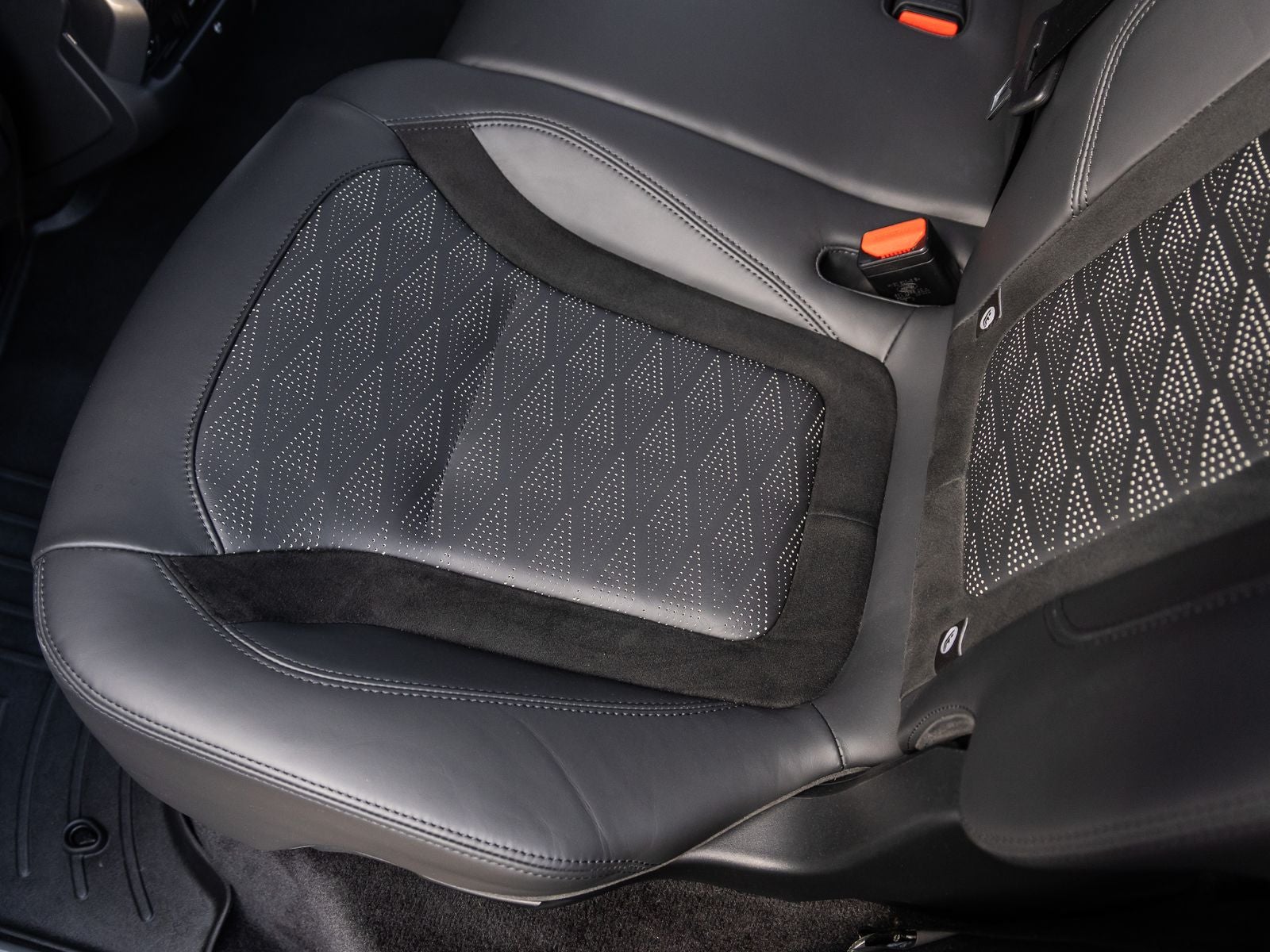 2021 Land Rover Range Rover Sport SVR