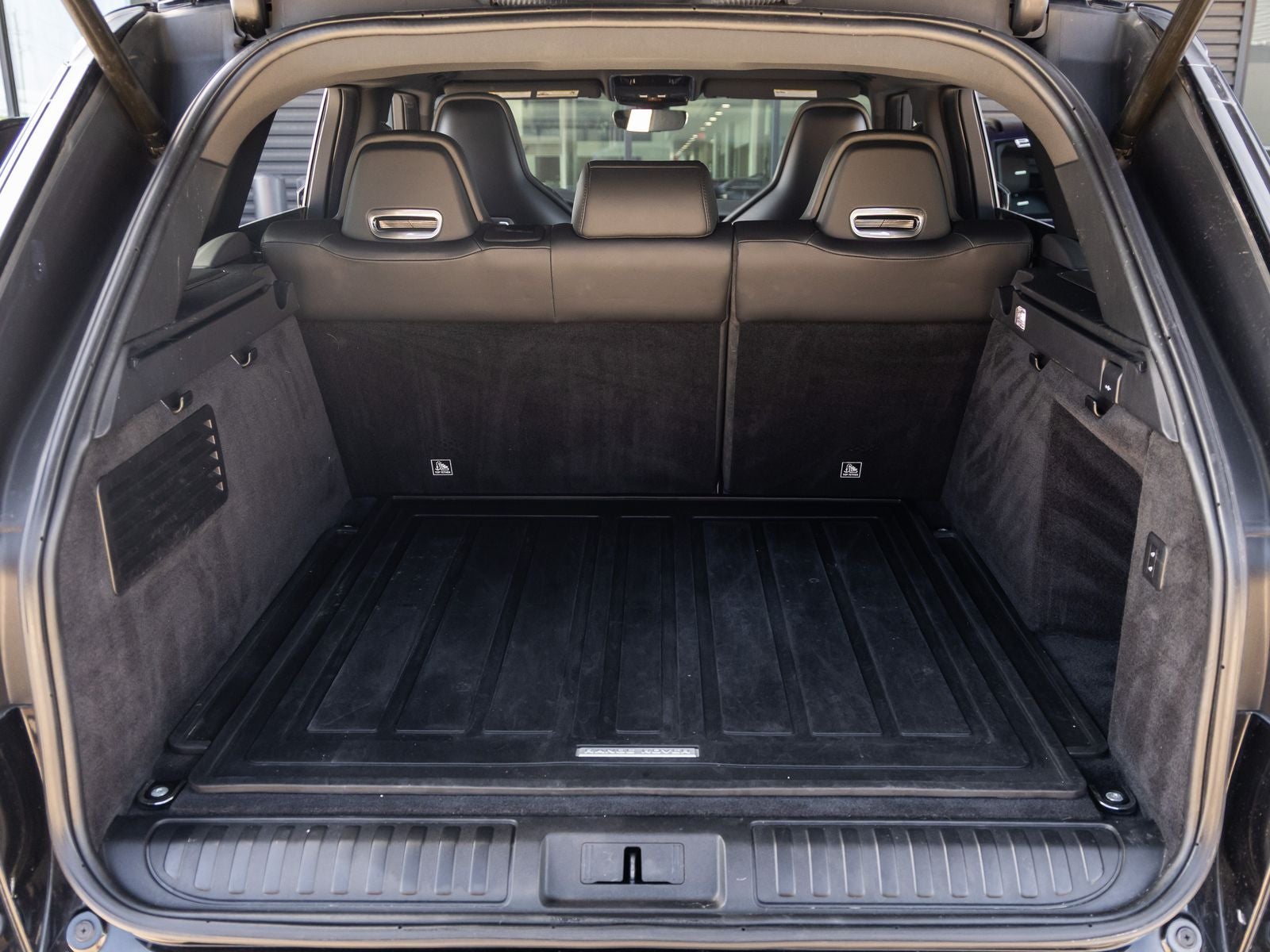 2021 Land Rover Range Rover Sport SVR