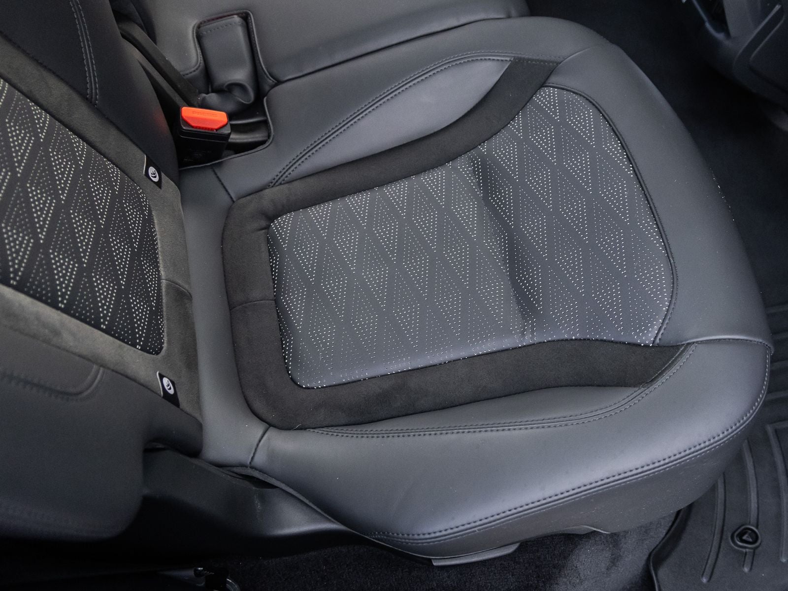 2021 Land Rover Range Rover Sport SVR