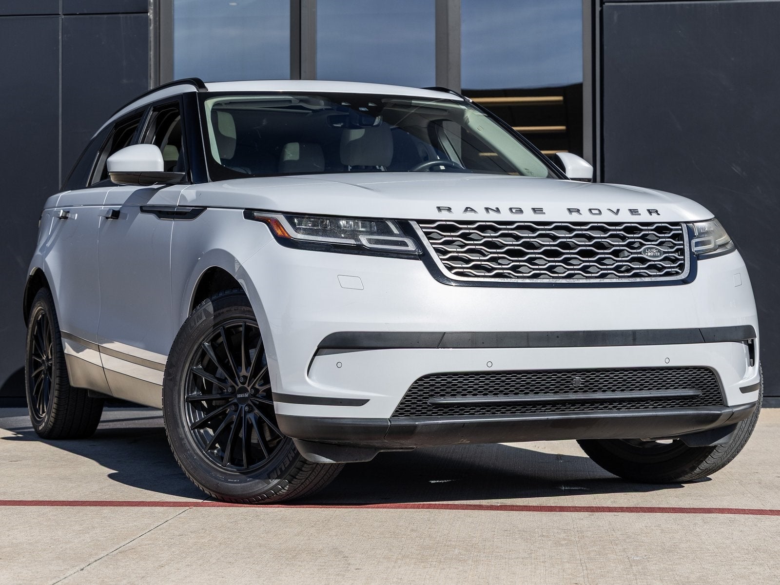 2019 Land Rover Range Rover Velar D180 S