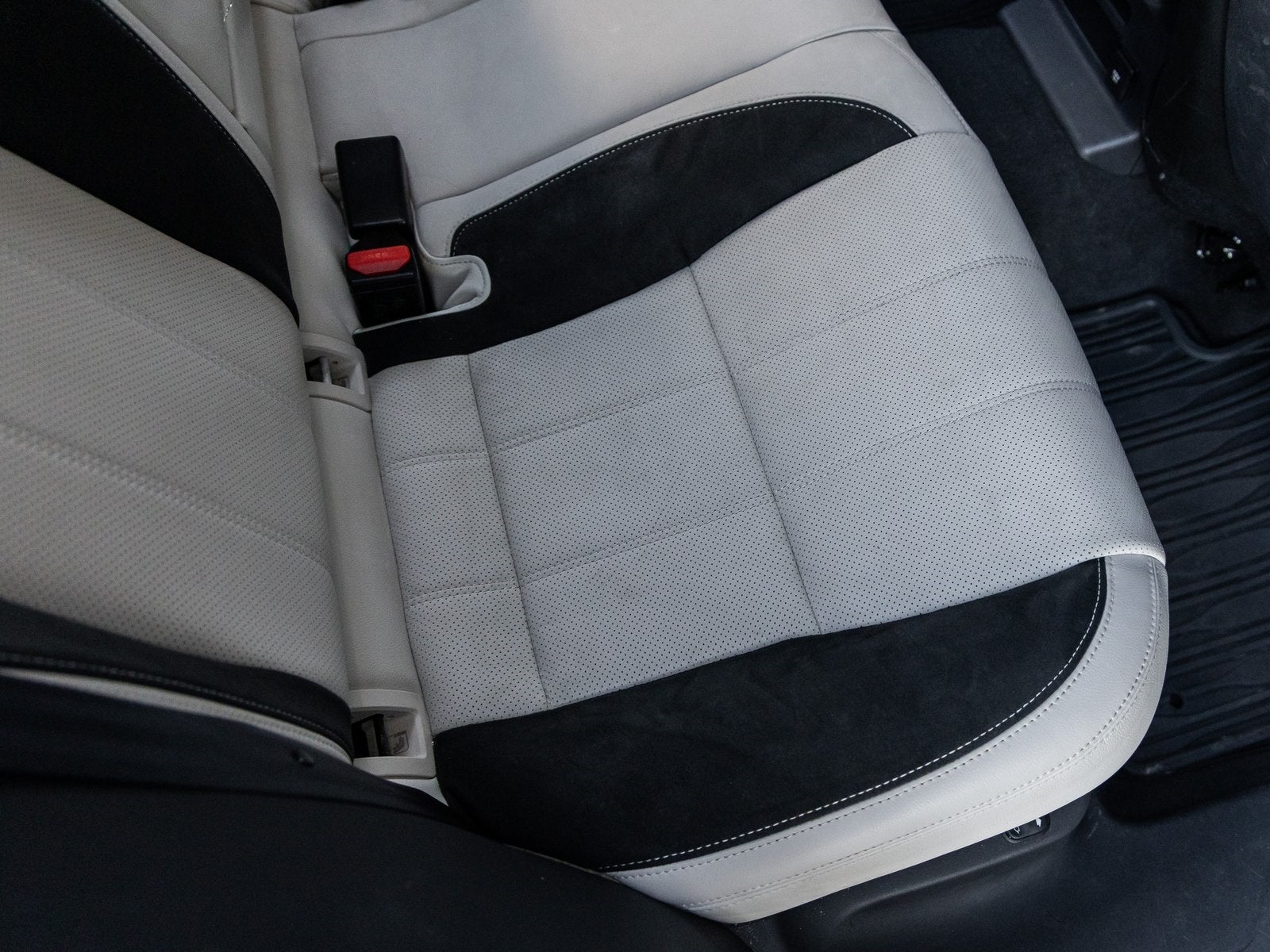 2019 Land Rover Range Rover Velar D180 S