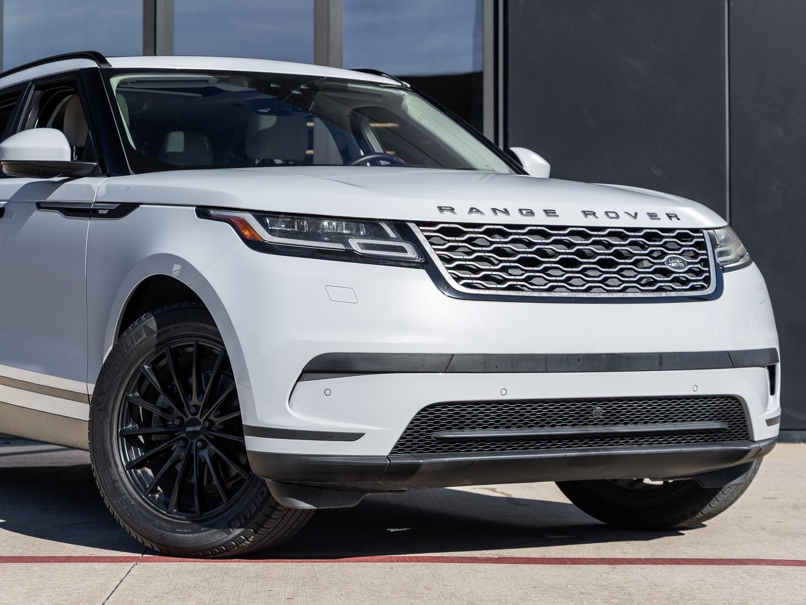 2019 Land Rover Range Rover Velar D180 S