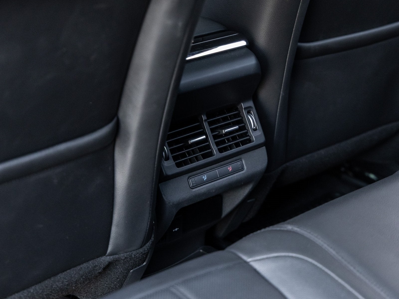 2023 Land Rover Range Rover Evoque Dynamic