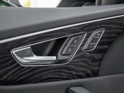 2021 Audi Q8 55 Premium quattro