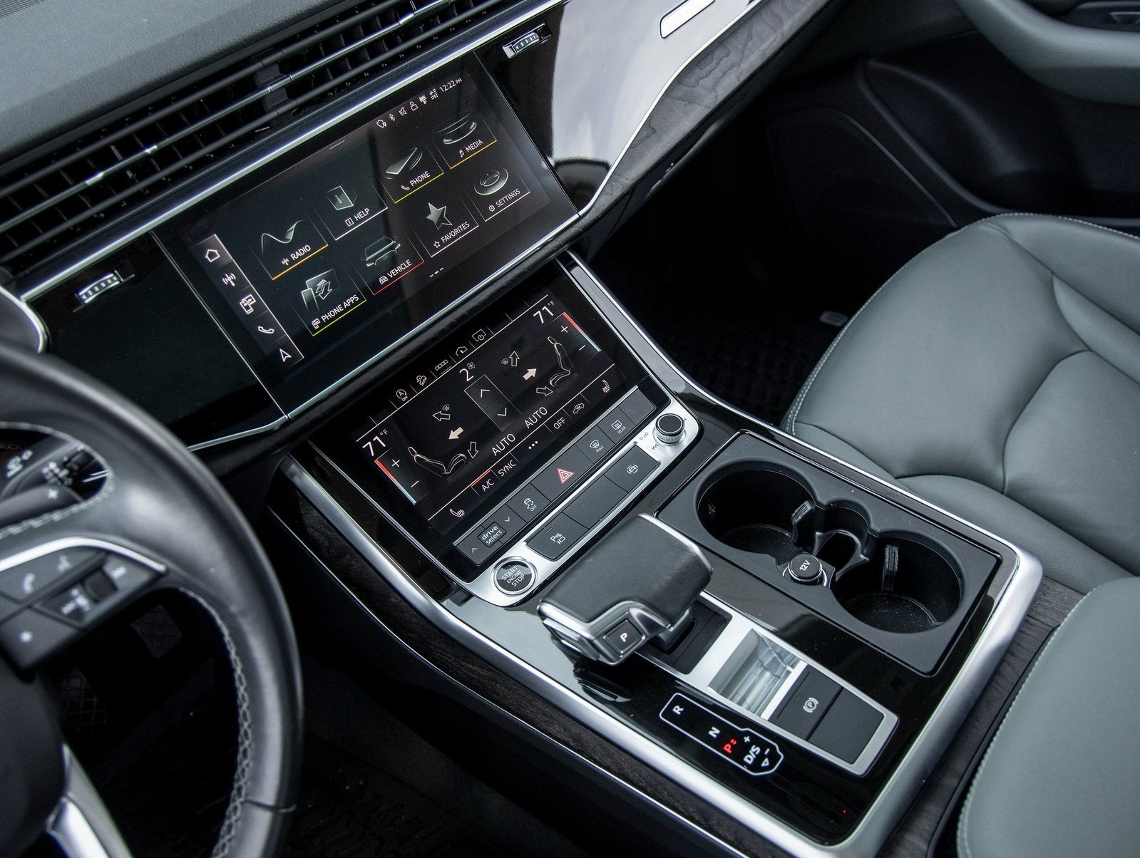 2021 Audi Q8 55 Premium quattro