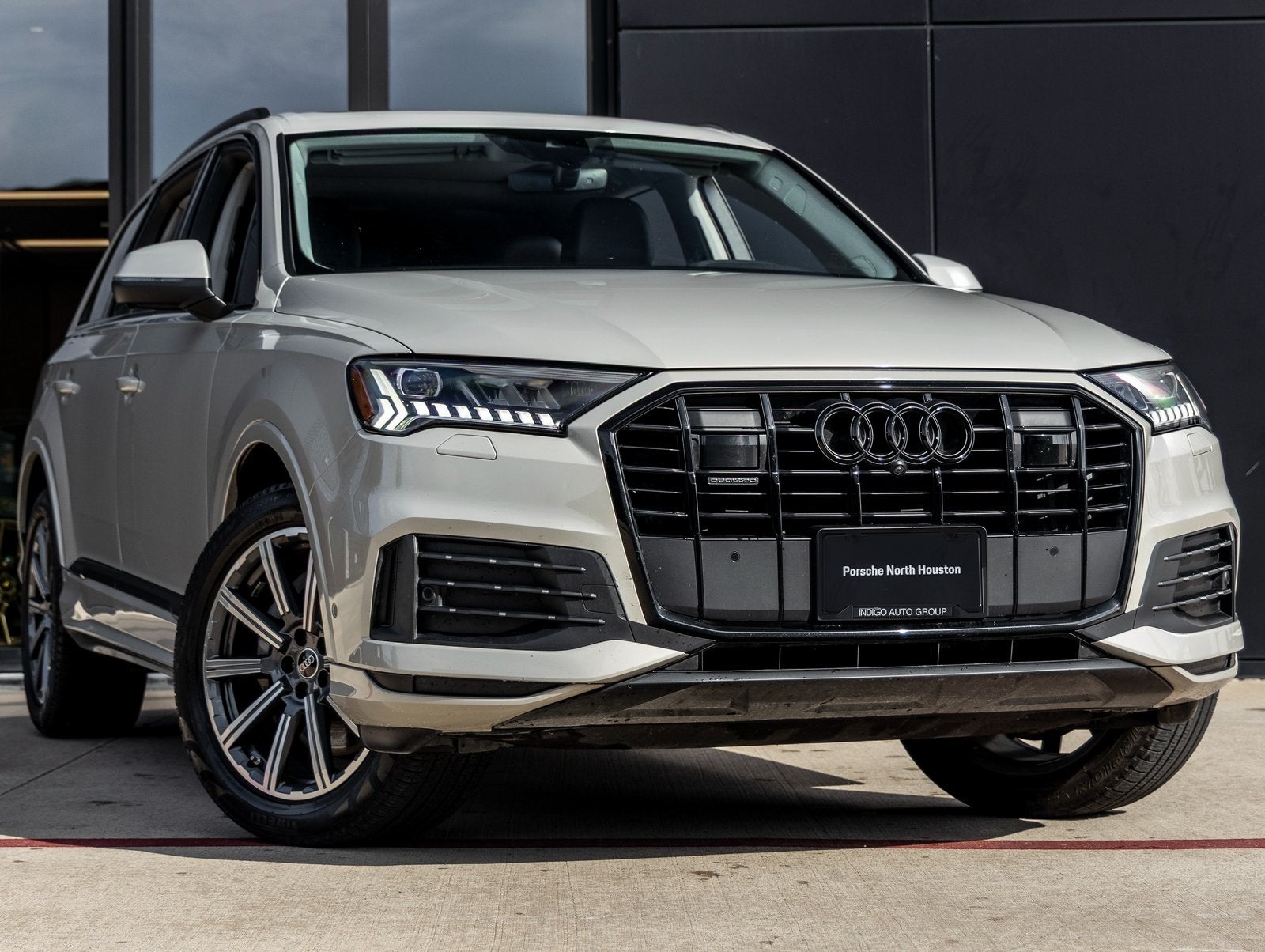 2023 Audi Q7 45 Premium Plus quattro