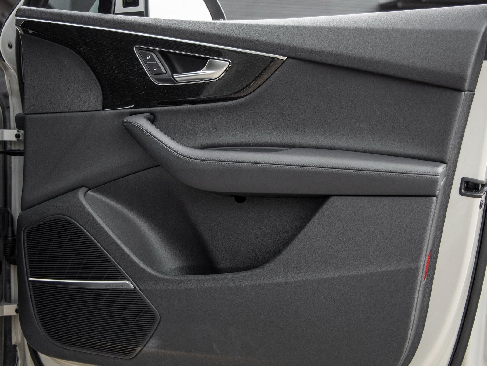 2023 Audi Q7 45 Premium Plus quattro