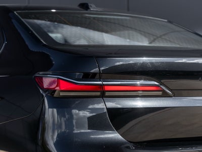 2024 BMW 7 Series 740i