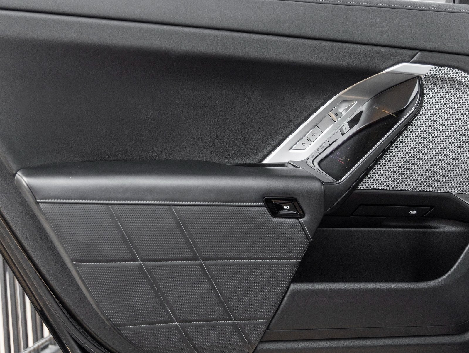 2024 BMW 7 Series 740i