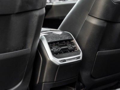 2024 BMW 7 Series 740i