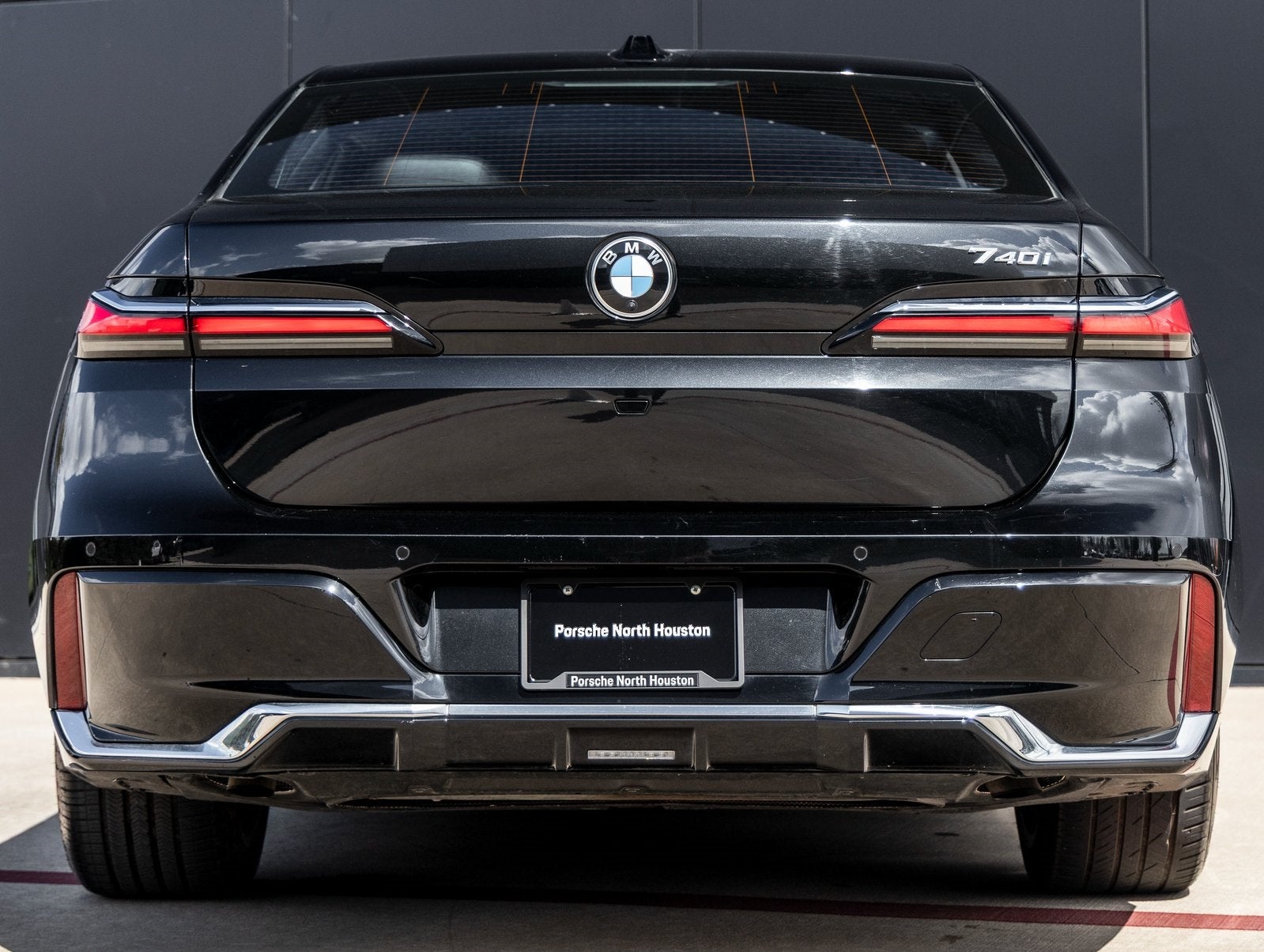 2024 BMW 7 Series 740i