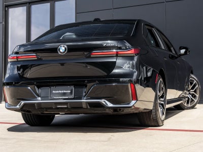 2024 BMW 7 Series 740i