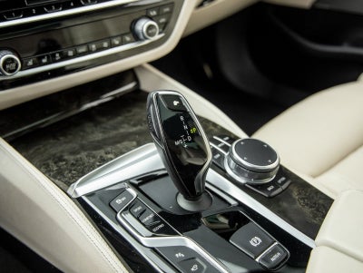 2018 BMW 5 Series 530i