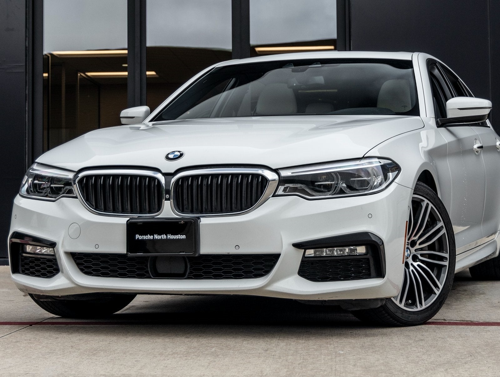 2018 BMW 5 Series 530i