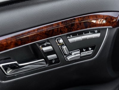 2011 Mercedes-Benz S-Class S 550