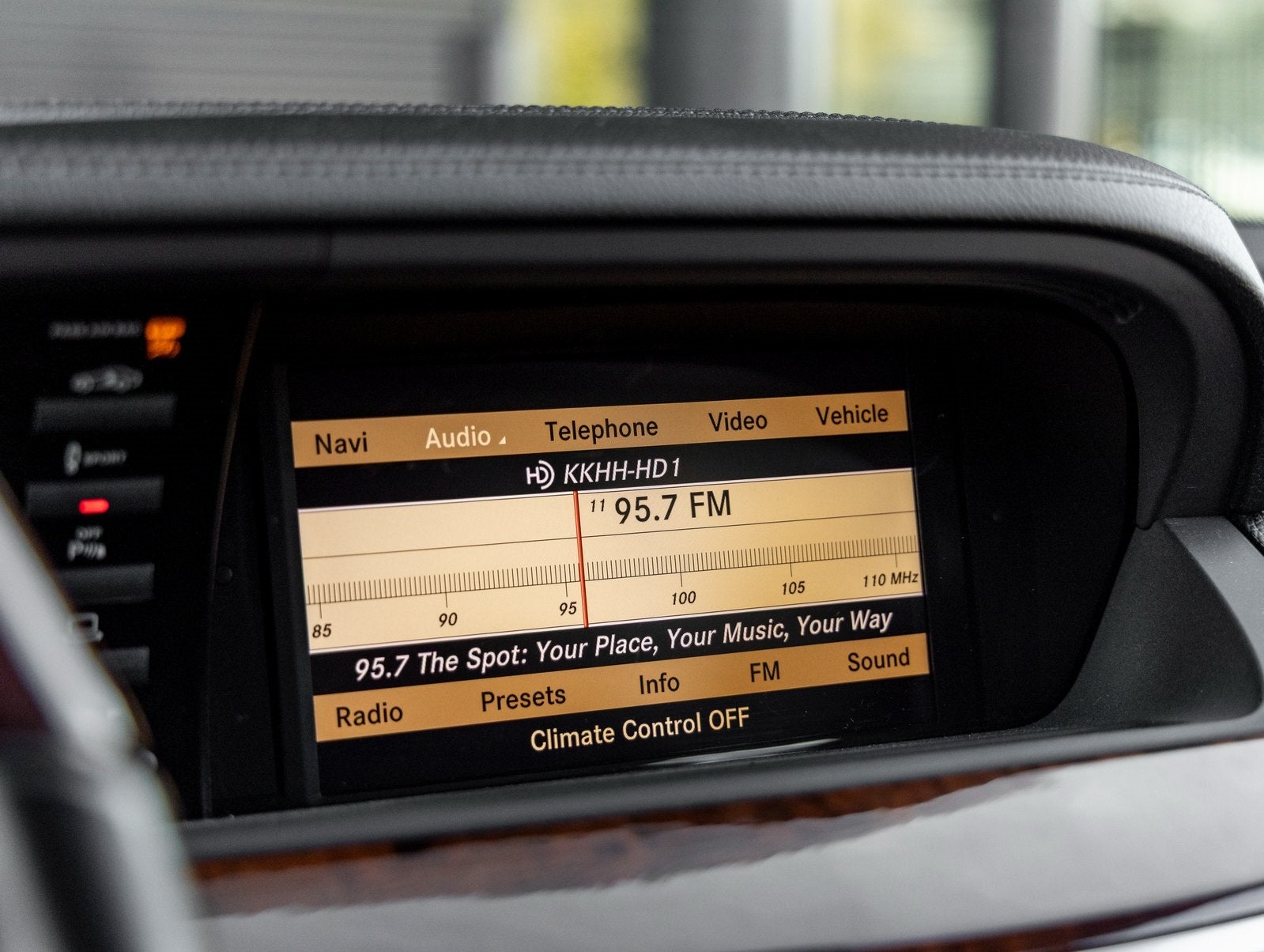 2011 Mercedes-Benz S-Class S 550