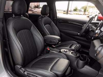 2023 MINI John Cooper Works Base